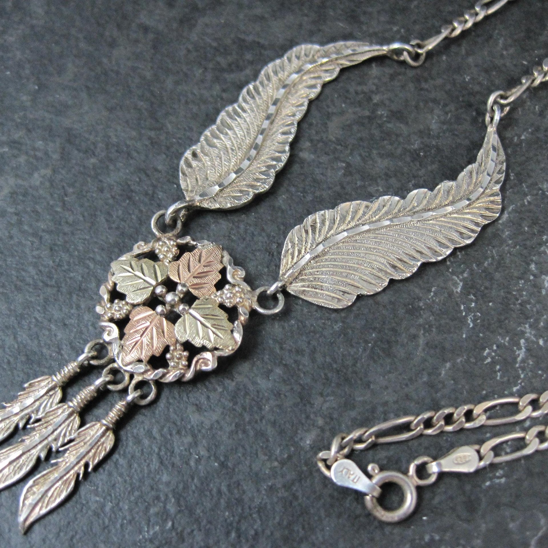 Vintage Black Hills Gold & Silver Feather Necklace Mt Rushmore