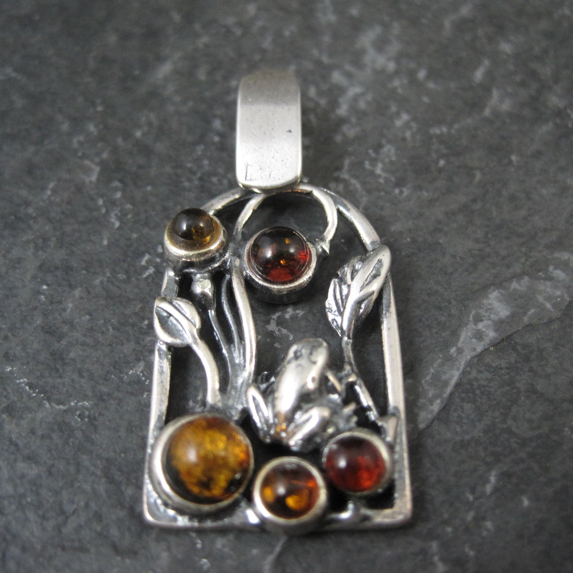 Vintage Sterling Silver Amber Frog Pendant