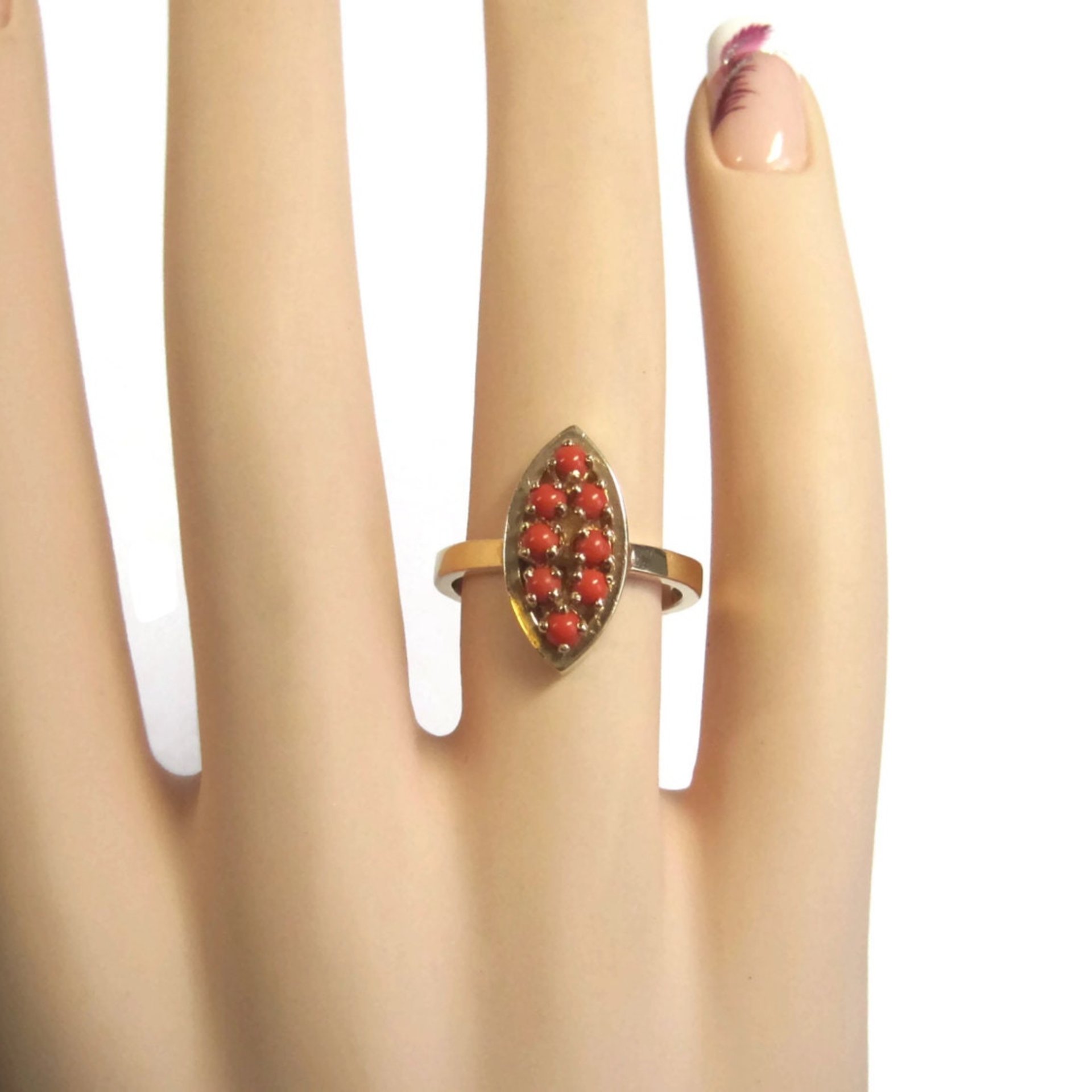 Vintage 14K Coral Ring Size 6.25