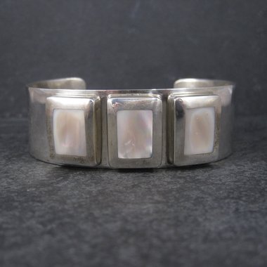 Mother of Pearl Cuff Bracelet 7 Inches