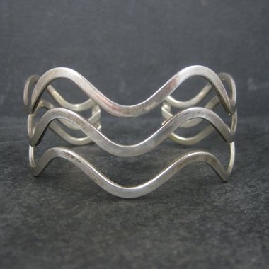 Vintage Sterling Wave Cuff Bracelet 7 Inches