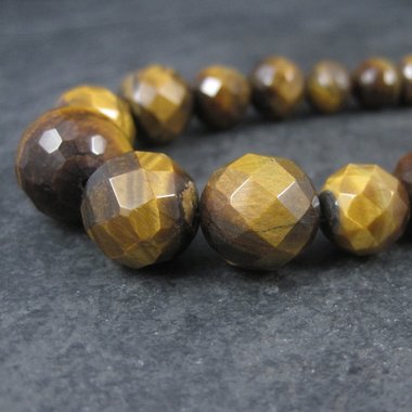 Vintage Faceted Graduated Tiger Eye Bead Necklace 18.5 Inches