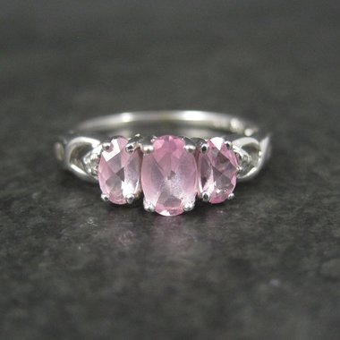 Dainty Vintage 10K Pink Topaz Ring Size 7