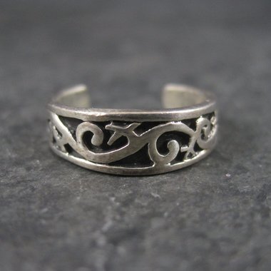 90s Sterling Scrolling Toe Ring