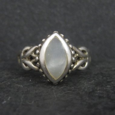 Vintage Sterling Mother of Pearl Ring Size 9