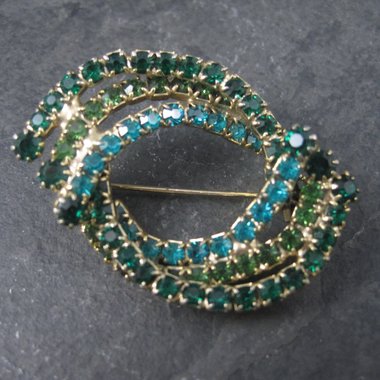 Vintage Green Glass Rhinestone Brooch