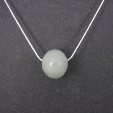 Estate Jade Bead Pendant Necklace