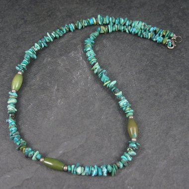 Vintage Turquoise Chip Necklace 16.5 Inches