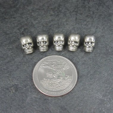 Lot of 5 3D Skull Beads 10mm
