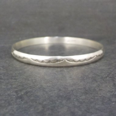 Navajo Vintage Sterling Bangle Bracelet 7.5 Inches