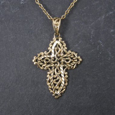 Vintage 10K Diamond Cut Filigree Cross Pendant