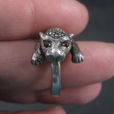 Vintage Sterling Marcasite Garnet Cat Ring Size 7