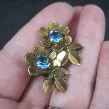 Vintage Gold Filled Blue Rhinestone Flower Screw Back Earrings Simmons