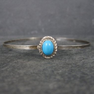 Dainty Vintage Southwestern Sterling Turquoise Bangle Bracelet 7.5 Inches