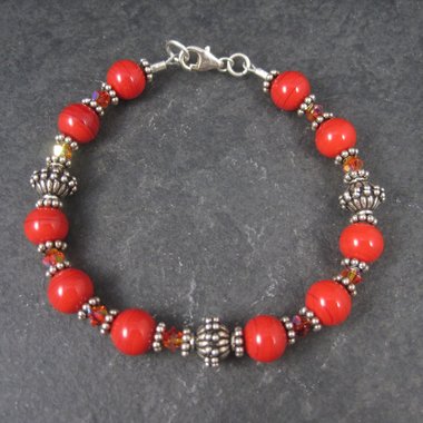 Red Glass and Crystal Bead Bracelet 7.5 Inches