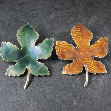 Lot of 2 Vintage Enamel Leaf Brooches