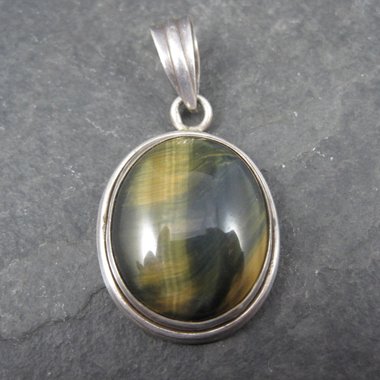 Vintage Sterling Tigers Eye Pendant