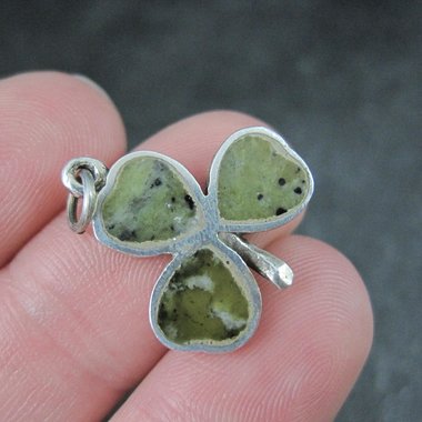 Celtic Connemara Marble Shamrock Pendant, 9K White Gold Clover