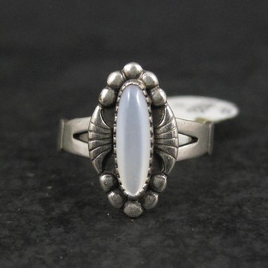 Vintage Southwestern Sterling Mother of Pearl Ring
