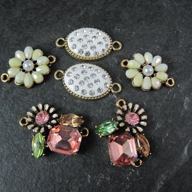 Lot of 6 Floral Rhinestone Connectors Jewelry Making