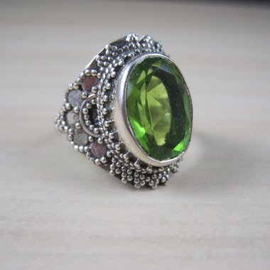 Estate Sterling Silver Peridot Ring Size 6