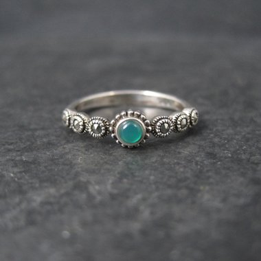 Dainty Sterling Green Chrysoprase Marcasite Ring Size 8 Vintage Silver